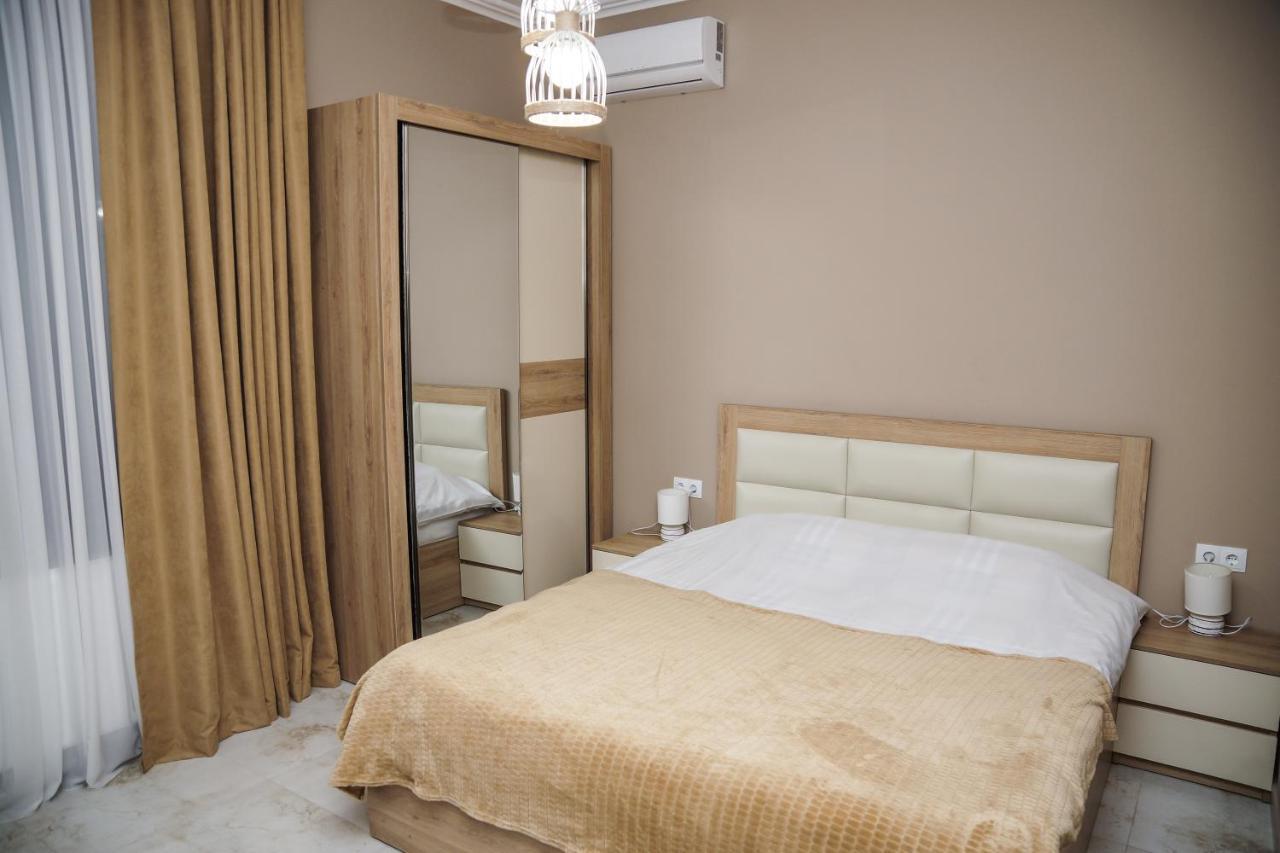 Nice Apartments Tbilisi Bagian luar foto